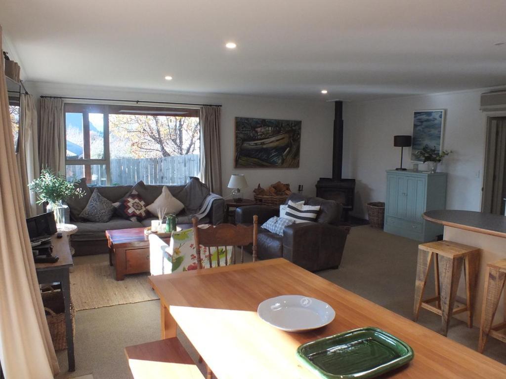 Wanaka Comfort - That Wanaka Tree Экстерьер фото